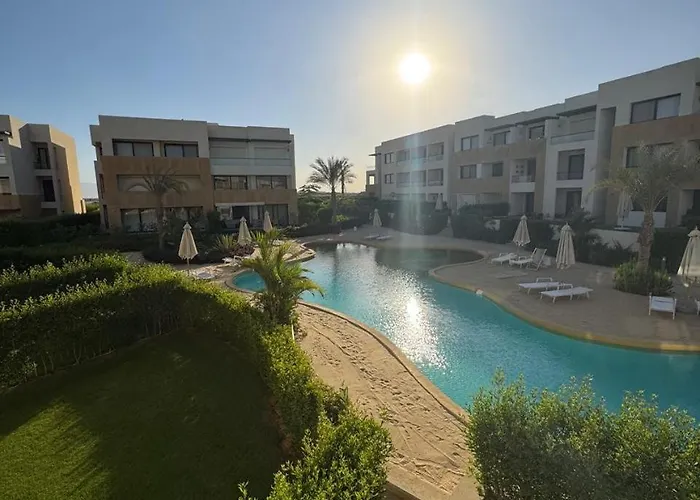 Lagoon-view Family In Azha Ain Sokhna Apartment Ain Sukhna